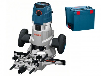 Фрезер Bosch GMF 1600 CE в чемодане