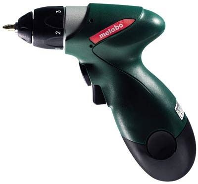 Аккумуляторный винтоверт Metabo Power Grip ® (+ фонарик)