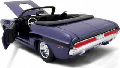 MAISTO 31264 Модель автомобиля 1:24 - Додж Челенджер кабриолет dodge challenger r/t (1970)