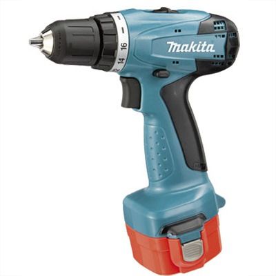 Аккумуляторный шуруповерт MAKITA 6271 DWAE, 12 В, 2 аккумулятора