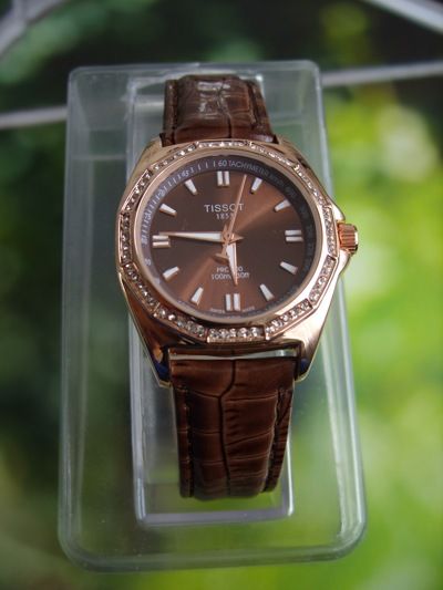 Часы наручные кварцевые женские TISSOT T008217A реплика