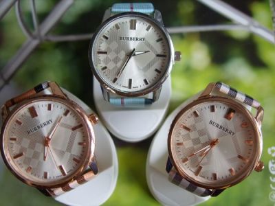 Часы наручные кварцевые Burberry Established 1856 реплика